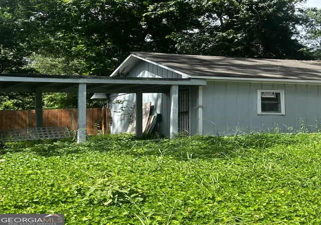 2nd image of 619 S Evelyn Pl Nw, Atlanta, GA 30318 | MLS# 10819214