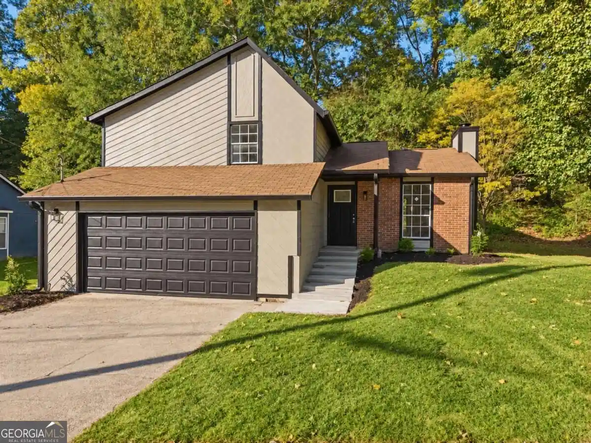Photo 1 of Single family home for sale at 7060 Greenbower Ln, Atlanta, GA 30349 | MLS# 10876018 | Listing updated on 2026-10-20