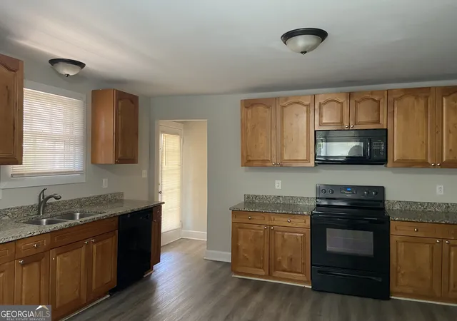 image of 137 Huie St, Jonesboro, GA 30236 | MLS# 10740647