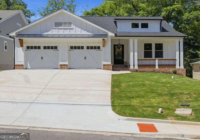 1st image of 575 Lawrence St Ne, Marietta, GA 30060 | MLS# 10766082