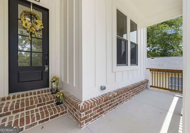 2nd image of 575 Lawrence St Ne, Marietta, GA 30060 | MLS# 10766082