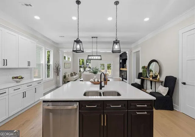 4th image of 575 Lawrence St Ne, Marietta, GA 30060 | MLS# 10766082