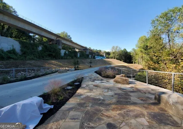 Listing Photo 2 - Condo for sale in building located at 3324 Peachtree Rd Ne, Atlanta, GA 30326 - Unit #1911