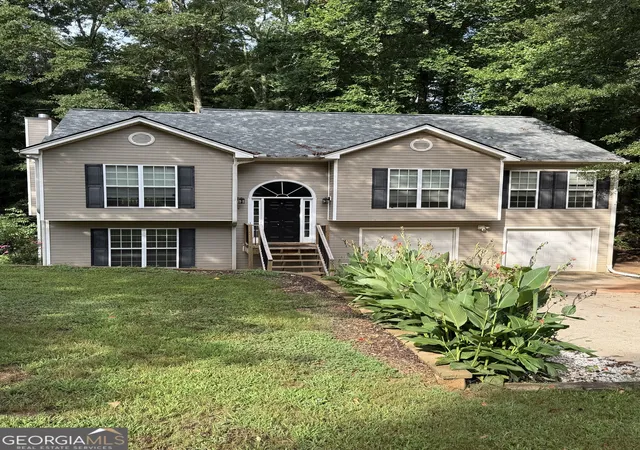 Photo 1 of Single family home for sale at 2023 Emerald Pointe Dr, Winder, GA 30680 | MLS# 10805567 | Listing updated on 2026-08-06