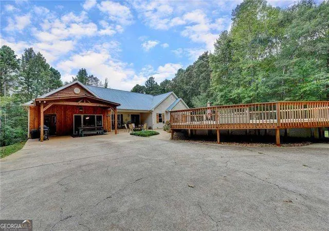 Photo 3 of Single family home for sale at 5405 Oak Grove Cir, Cumming, GA 30028 | MLS# 10829032 | Listing updated on 2026-09-02