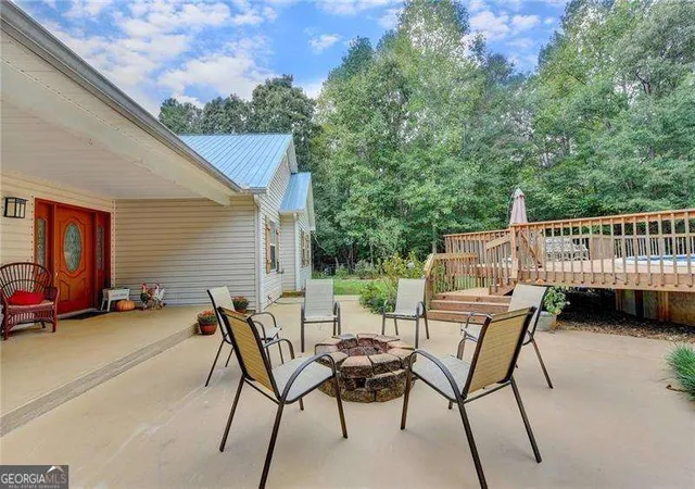 Photo 4 of Single family home for sale at 5405 Oak Grove Cir, Cumming, GA 30028 | MLS# 10829032 | Listing updated on 2026-09-02