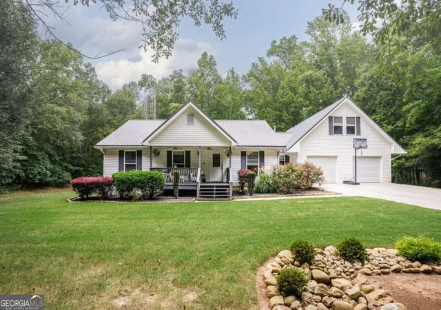 Photo 1 of Single family home for sale at 281 Laney Dr, Locust Grove, GA 30248 | MLS# 10655242 | Listing updated on 2026-08-21