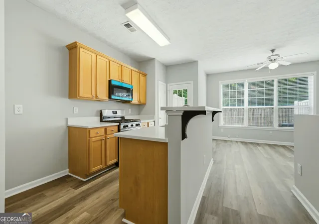 Photo 4 of Townhouse for sale at 1622 Jackson Way NW, Atlanta, GA 30318 | MLS# 10782248 | Listing updated on 2026-09-03