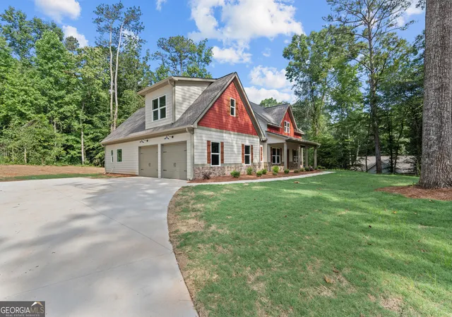 Homes for sale in Bowdon, GA | 1794 N 100 Hwy, Bowdon, GA 30108 | MLS# 10772106