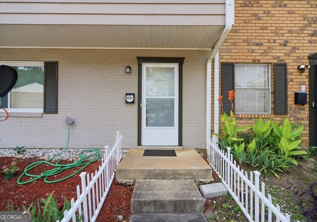Photo 2 of Condo for sale at 4701 Flat Shols Rd #43E, Union City, GA 30291 | MLS# 10798488 | Listing updated on 2026-09-14