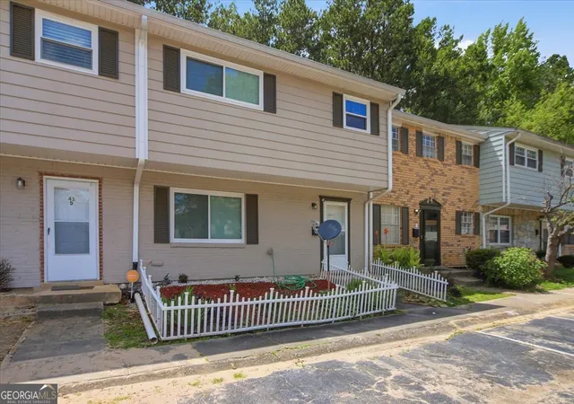 Photo 2 of Condo for sale at 4701 Flat Shols Rd #43E, Union City, GA 30291 | MLS# 10798488 | Listing updated on 2026-09-14