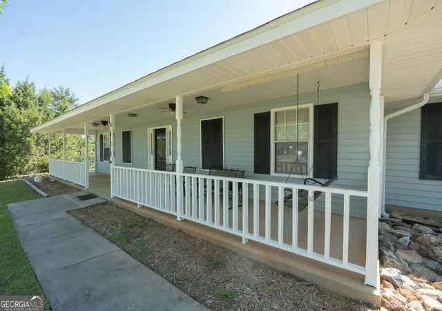 3rd image of 638 Smithville Church Rd, Warner Robins, GA 31088 | MLS# 10738395