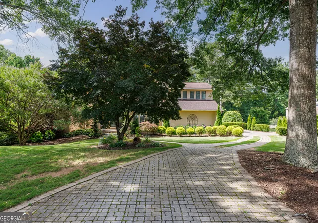 Photo 3 of Single family home for sale at 4474 Cove Is Dr Ne, Marietta, GA 30067 | MLS# 10790184 | Listing updated on 2026-09-16
