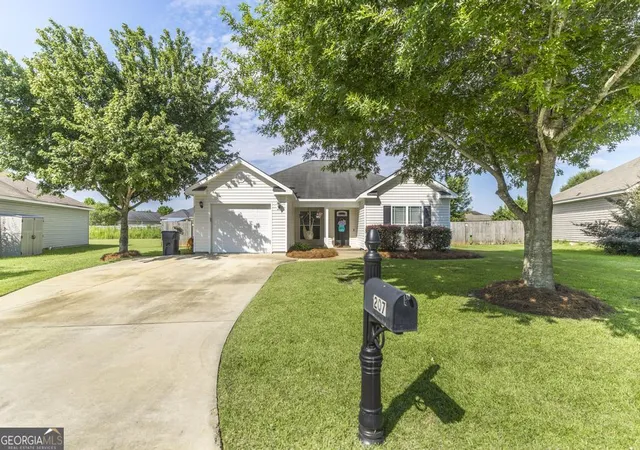 Photo 2 of Sale Pending at 207 Ellington Ct, Perry, GA 31069 | MLS# 10807267 | Listing updated on 2026-08-20