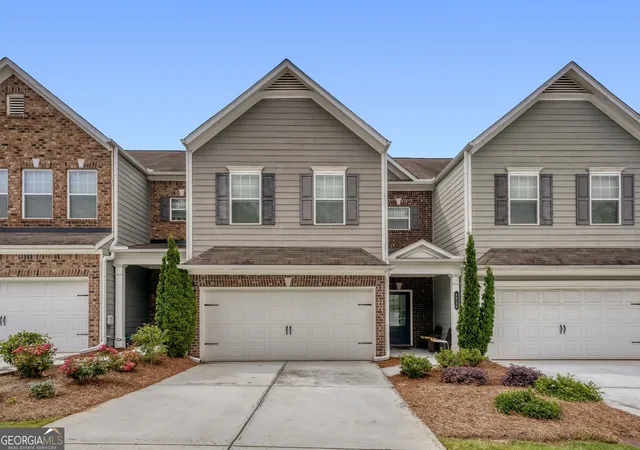Photo 2 of Townhouse for sale at 6216 Thorncrest Dr Nw, Tucker, GA 30084 | MLS# 10792400 | Listing updated on 2026-07-11
