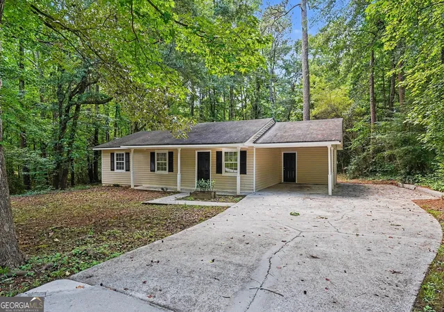 Photo 3 of Single family home for sale at 80 Hidden Pines Dr, Covington, GA 30016 | MLS# 10810200 | Listing updated on 2026-09-13
