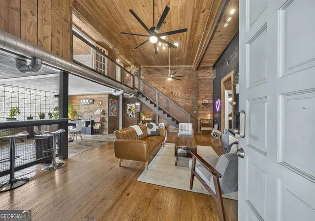 Photo 4 of Single family home for sale at 105 W Harris St, Eatonton, GA 31024 | MLS# 10821339 | Listing updated on 2026-08-21