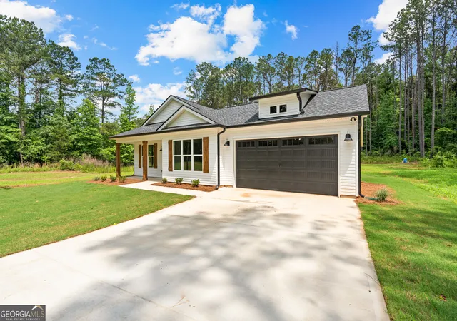 Homes for sale in Greenville, GA | 134 Coyote Cir, Greenville, GA 30222 | MLS# 10777532