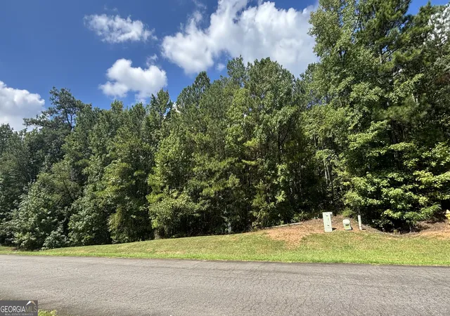 Photo 2 of Land for sale at 488 Willow Lake Dr, Milledgeville, GA 31061 | MLS# 10836544 | Listing updated on 2026-09-14