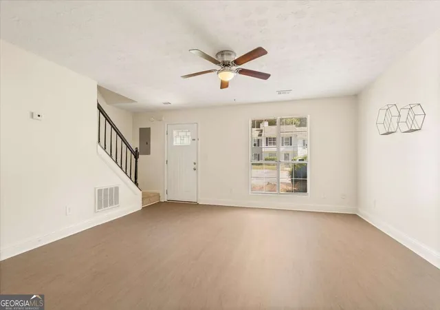 Photo 3 of Sale Pending at 5716 Wells Cir, Stone Mountain, GA 30087 | MLS# 10829568 | Listing updated on 2026-09-10