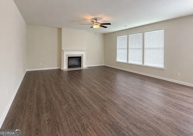 Photo 3 of Single family home for sale at 515 Mcginnis Cir, Calhoun, GA 30701 | MLS# 10820123 | Listing updated on 2026-08-20