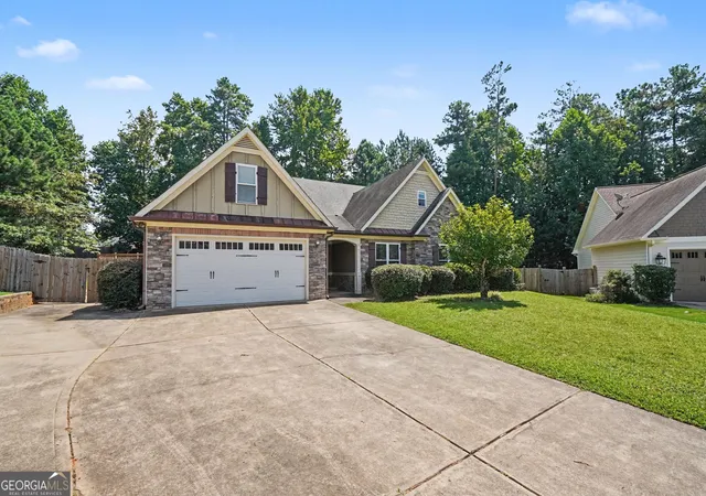 Photo 3 of Single family home for sale at 87 Thomas Pl Dr, Dallas, GA 30157 | MLS# 10825446 | Listing updated on 2026-09-14
