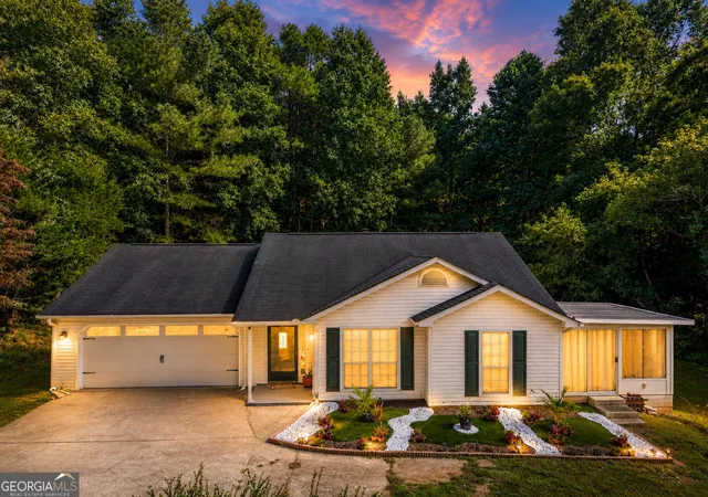 Photo 1 of Single family home for sale at 3877 Deaton Rd, Flowery Branch, GA 30542 | MLS# 10833945 | Listing updated on 2026-09-23