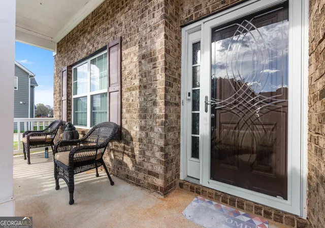 Photo 3 of Sale Pending at 668 Manning Ml, Macon, GA 31216 | MLS# 10806566 | Listing updated on 2026-09-08