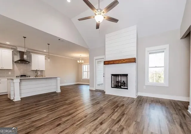 4th image of 75 Creekside Ct, Forsyth, GA 31029 | MLS# 10789826