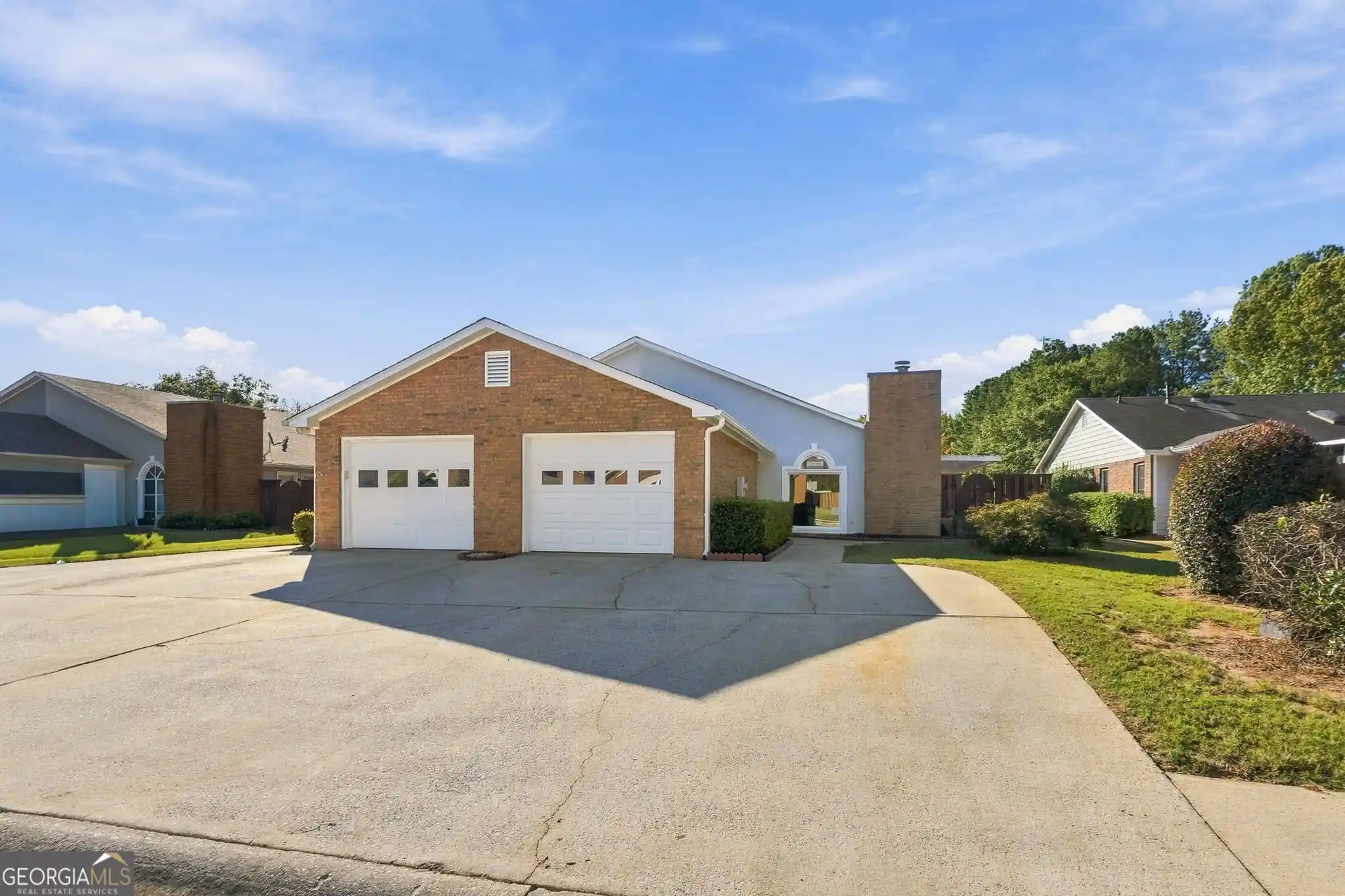 Photo 1 of Single family home for sale at 210 Courtyard Ln, Fayetteville, GA 30215 | MLS# 10876100 | Listing updated on 2026-10-21