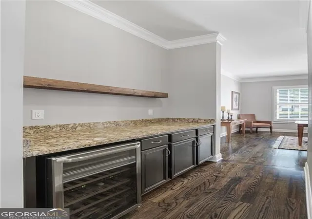 Photo 4 of Townhouse for sale at 1881 Manor Est, Atlanta, GA 30341 | MLS# 10834149 | Listing updated on 2026-09-22