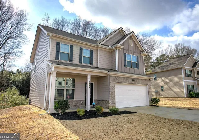 1st image of 502 Mcginnis Cir, Calhoun, GA 30701 | MLS# 10807620