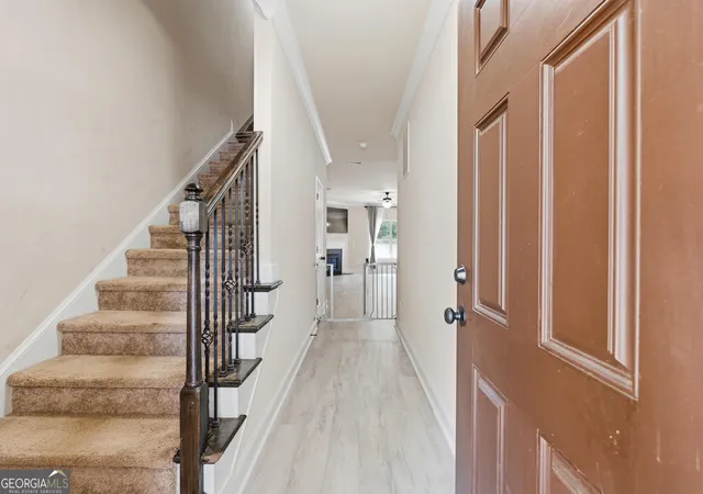 Photo 3 of Sale Pending at 2777 Lakeview Walk, Decatur, GA 30035 | MLS# 10771080 | Listing updated on 2026-09-17