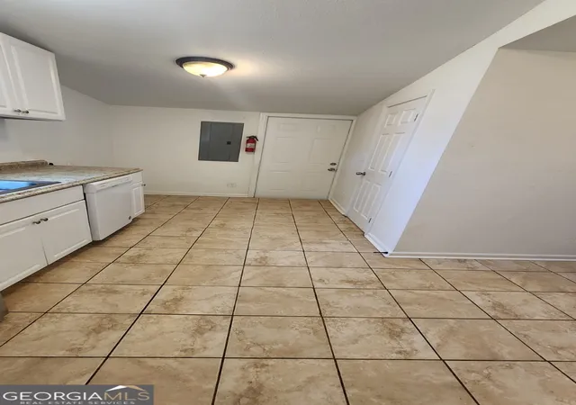 5th image of 4 Arnco 2Nd St, Newnan, GA 30263 | MLS# 10813146
