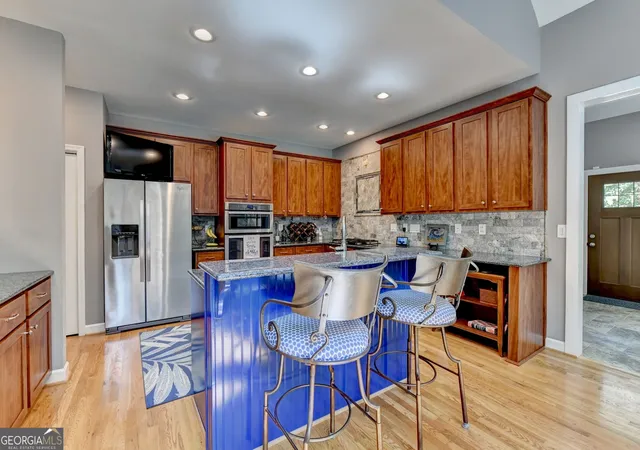 Photo 3 of Single family home for sale at 6173 Pine Cir, Flowery Branch, GA 30542 | MLS# 10825768 | Listing updated on 2026-08-27
