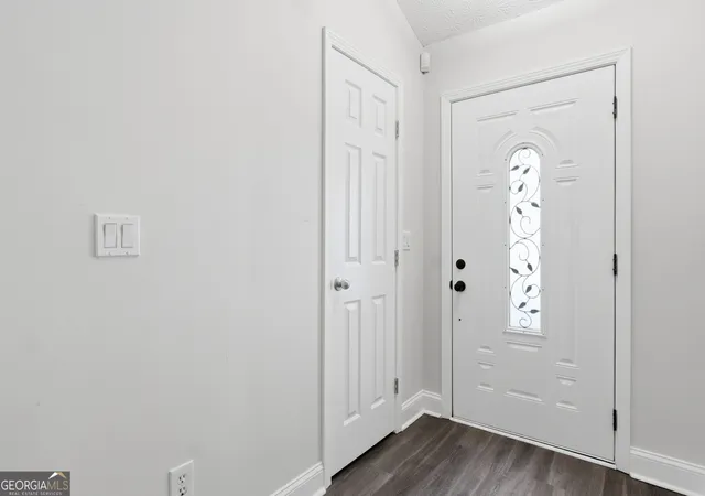 Photo 4 of Single family home for sale at 750 Flintlock Dr, Dacula, GA 30019 | MLS# 10831224 | Listing updated on 2026-10-09