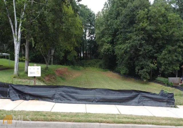 Photo 2 of Land for sale at 576 N Thomas Ln, Smyrna, GA 30082 | MLS# 20094070 | Listing updated on 2026-06-12