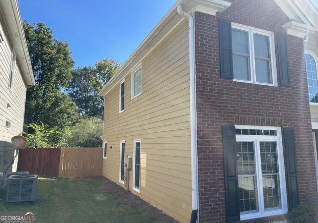 Photo 3 of Single family home for sale at 680 Kimball Parc Way, Johns Creek, GA 30022 | MLS# 10623718 | Listing updated on 2026-06-24