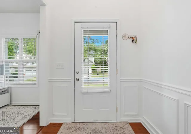 3rd image of 1736 Stoney Chase Dr, Lawrenceville, GA 30044 | MLS# 10803354
