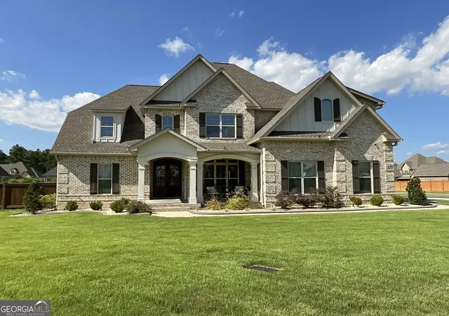 Photo 1 of Sale Pending at 323 Woodlands Blvd, Kathleen, GA 31047 | MLS# 10830677 | Listing updated on 2026-08-26