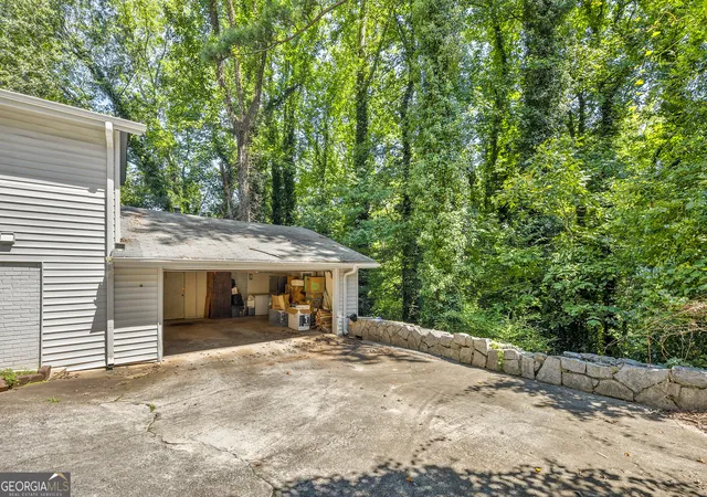 28th image of 476 S Susan Creek Dr, Stone Mountain, GA 30083 | MLS# 10812252