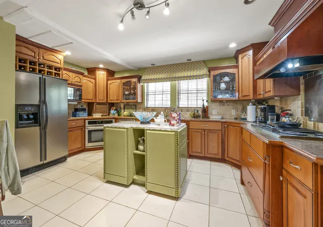 4th image of 476 S Susan Creek Dr, Stone Mountain, GA 30083 | MLS# 10812252