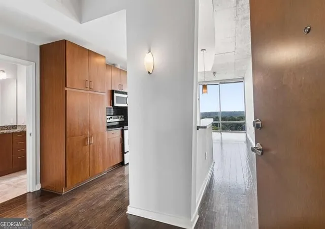 Photo 4 of Condo for sale at 943 Peachtree St Ne #1314, Atlanta, GA 30309 | MLS# 10831799 | Listing updated on 2026-09-07