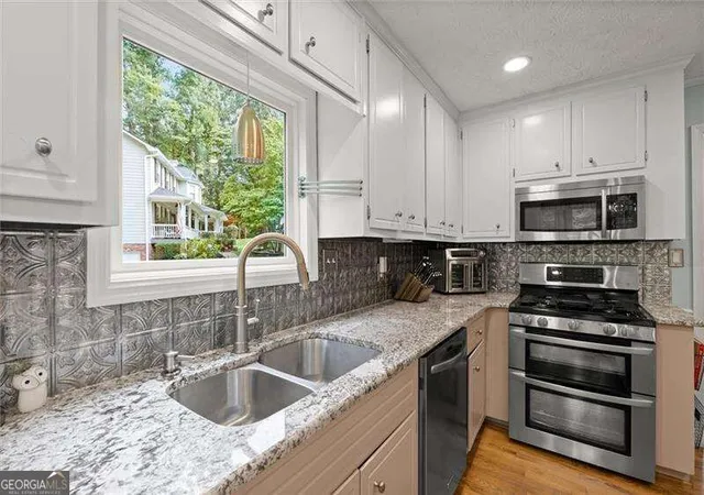 Photo 2 of Single family home for sale at 3612 Candlewood Way Ne, Marietta, GA 30066 | MLS# 10829481 | Listing updated on 2026-09-11