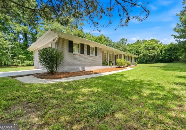 Photo 3 of Single family home for sale at 2447 Lenora Church Rd, Snellville, GA 30078 | MLS# 10801317 | Listing updated on 2026-09-13
