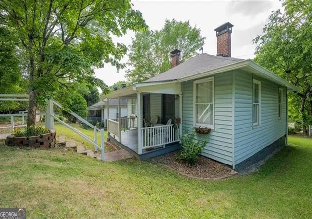Photo 2 of Single family home for sale at 2881 Parrott Ave Nw, Atlanta, GA 30318 | MLS# 10623483 | Listing updated on 2026-07-28