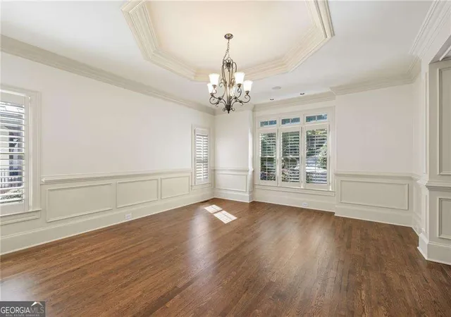 Photo 3 of Single family home for sale at 2480 Flint Crk Dr, Cumming, GA 30041 | MLS# 10704405 | Listing updated on 2026-03-19