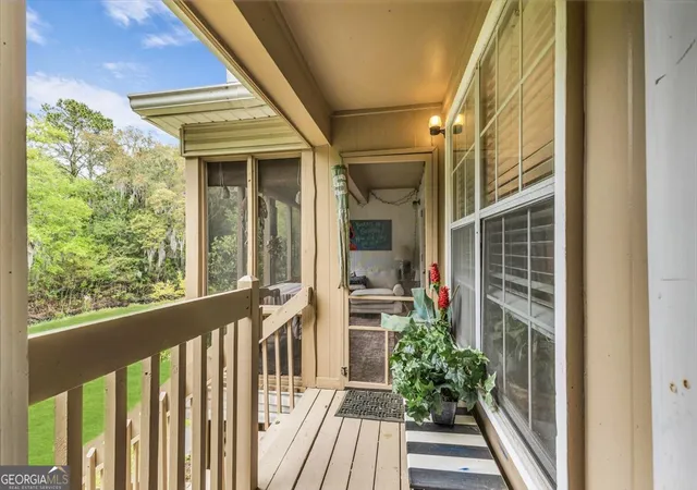 Listing Photo 1 - Condo for sale in building located at 401 N Cromwell Rd, Savannah, GA 31410 - Unit #T6