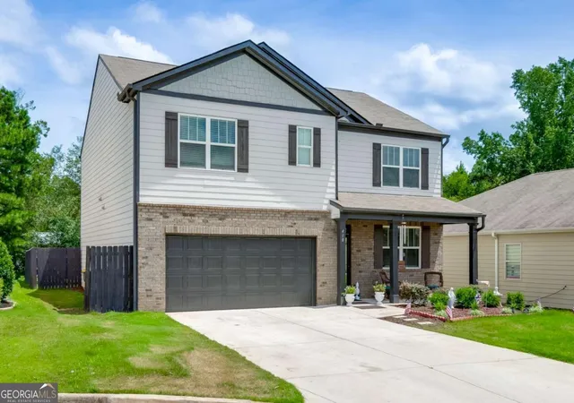 1st image of 410 Maple Brook Dr, Dawsonville, GA 30534 | MLS# 10811537