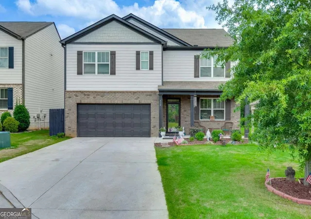 3rd image of 410 Maple Brook Dr, Dawsonville, GA 30534 | MLS# 10811537